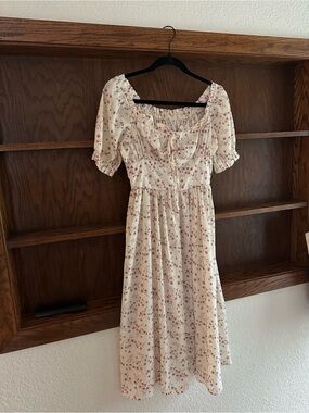 Women’s Cream Floral Midi Dress with Puff Sleeves